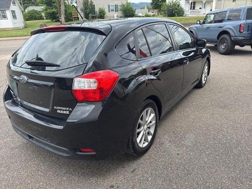 2014 Subaru Impreza 2.0i Premium