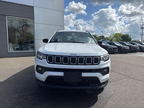 2024 Jeep Compass Latitude