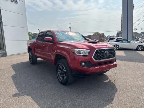 2018 Toyota Tacoma TRD Sport