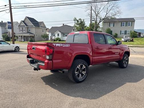 2018 Toyota Tacoma TRD Sport