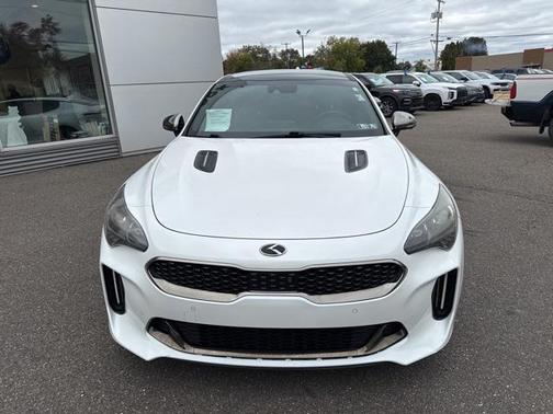 2019 Kia Stinger GT2