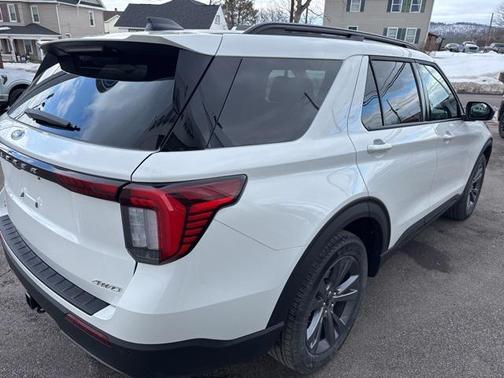 2026 Ford Explorer Active w/200A Pkg