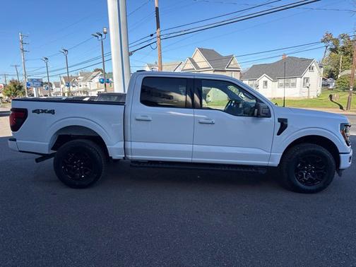 Oxford White 2026 Ford F-150 XLT