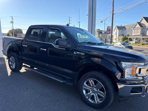 Black 2020 Ford F-150 XLT