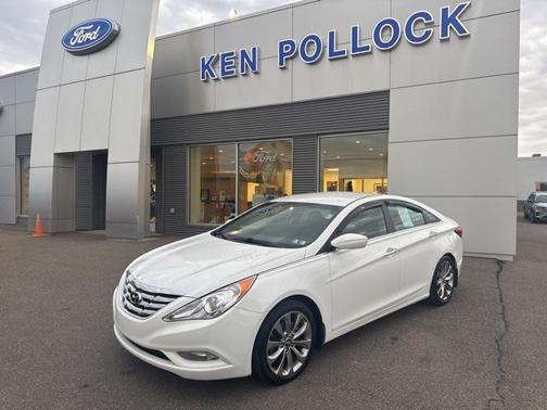 2013 Hyundai SONATA SE