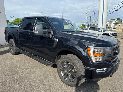 AGATE BLACK METALLIC 2023 Ford F-150 XLT