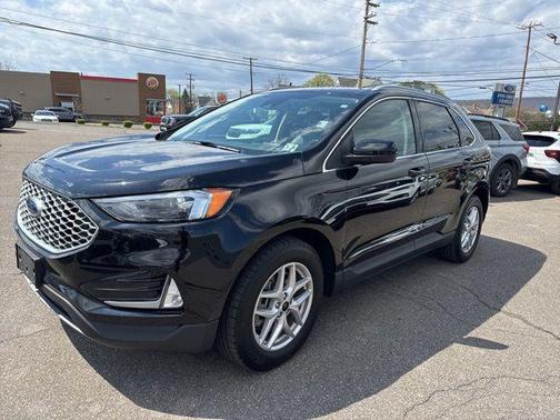 AGATE BLACK METALLIC 2023 Ford Edge SEL