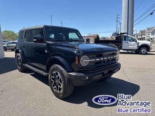 2024 Ford Bronco Outer Banks