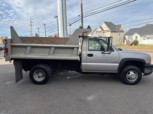 2006 Chevrolet Silverado 3500 Work Truck
