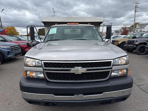 2006 Chevrolet Silverado 3500 Work Truck