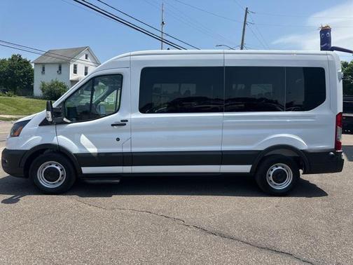 2025 Ford Transit-350 XL