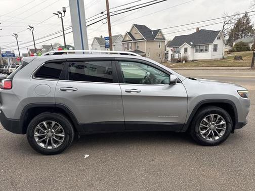 2021 Jeep Cherokee Latitude Lux