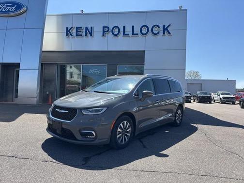 2021 Chrysler Pacifica Hybrid Touring L