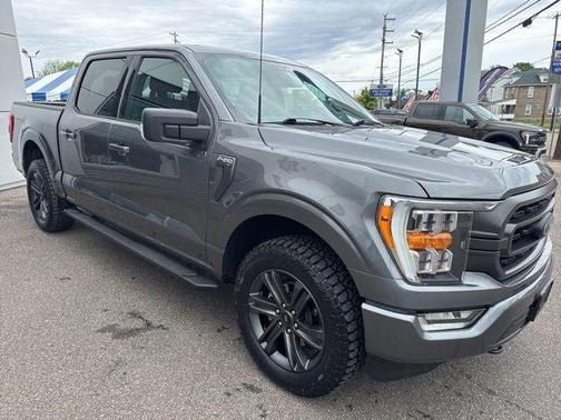 CARBONIZED GRAY METALLIC 2023 Ford F-150 XLT