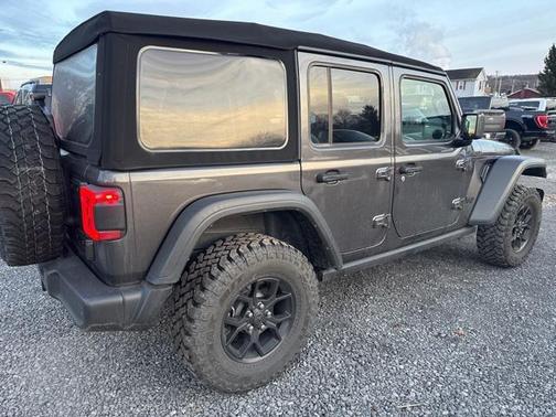 2024 Jeep Wrangler Willys