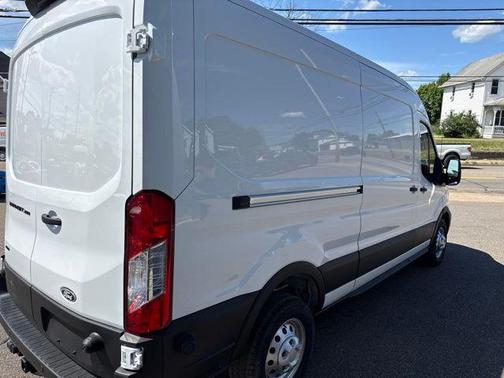 OXFORD WHITE 2026 Ford Transit-250 Base