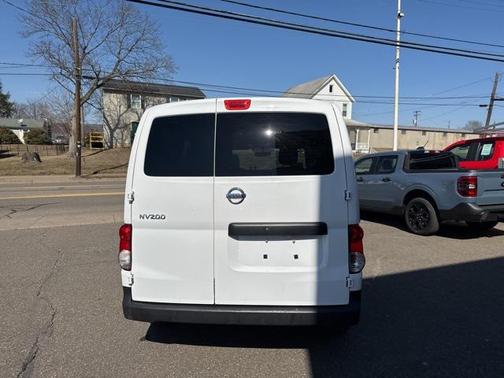 2021 Nissan NV200 S