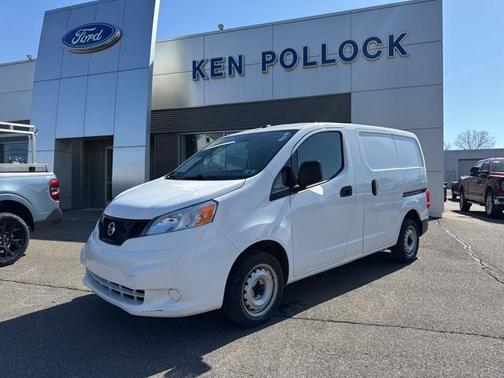2021 Nissan NV200 S