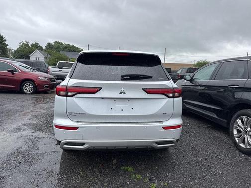 2023 Mitsubishi Outlander SE 2.5 S-AWC