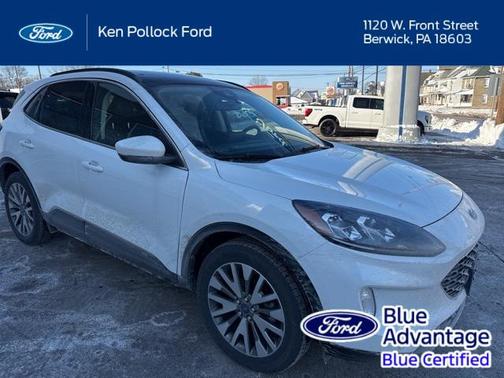 2022 Ford Escape Titanium