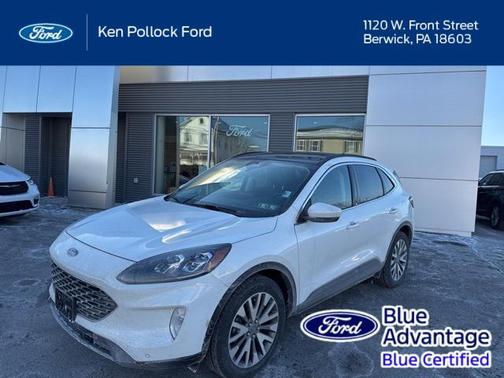 2022 Ford Escape Titanium