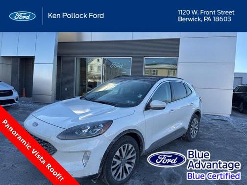 2022 Ford Escape Titanium