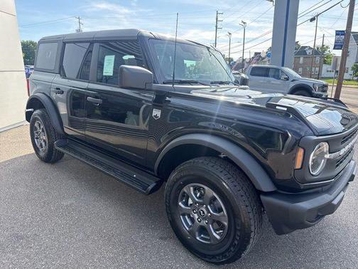 SHADOW BLACK 2026 Ford Bronco Big Bend