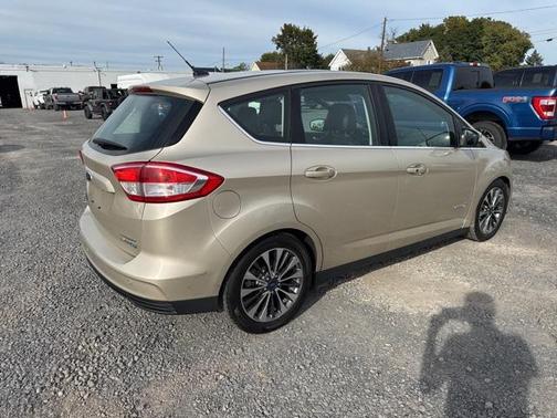 2017 Ford C-Max Hybrid Titanium