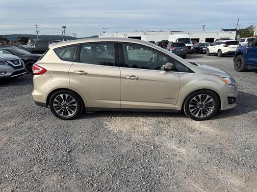 2017 Ford C-Max Hybrid Titanium