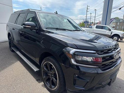 AGATE BLACK 2022 Ford Expedition Max Limited