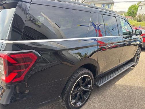 AGATE BLACK 2022 Ford Expedition Max Limited