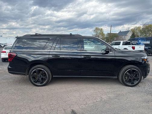 AGATE BLACK 2022 Ford Expedition Max Limited