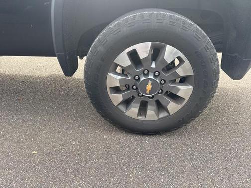 2024 Chevrolet Silverado 2500 Custom