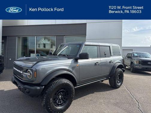 Carbonized Gray Metallic 2026 Ford Bronco Badlands