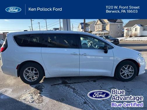 2024 Chrysler Pacifica Touring L