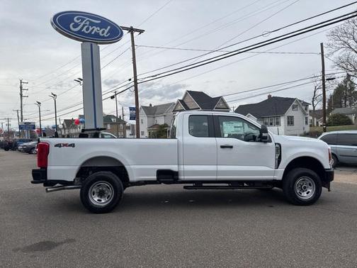 2025 Ford F-250 XL