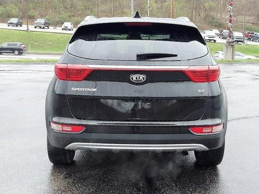 Photo 5 of 30 of 2019 Kia Sportage EX