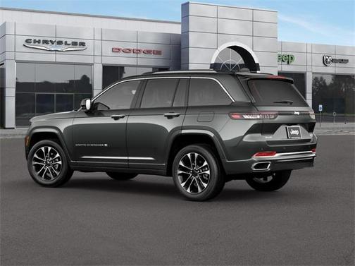 2022 Jeep Grand Cherokee Overland