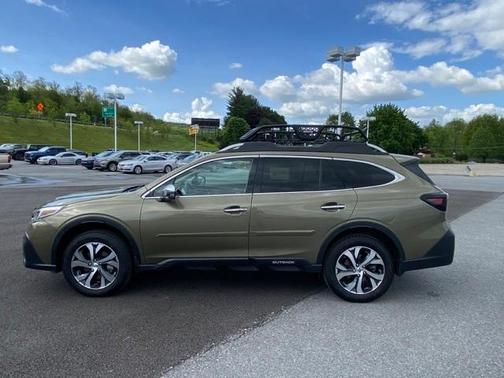 Photo 2 of 31 of 2020 Subaru Outback Touring