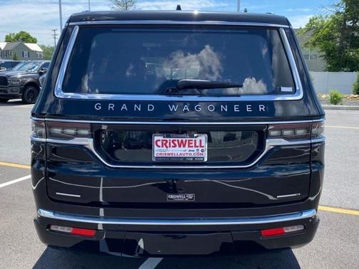 2022 Jeep Grand Wagoneer Series III