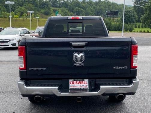 Photo 4 of 34 of 2019 RAM 1500 Big Horn
