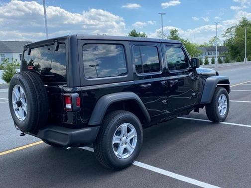 2022 Jeep Wrangler Unlimited Sport