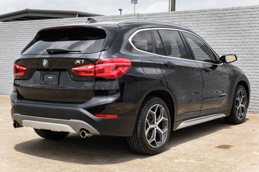 Photo 5 of 55 of 2016 BMW X1 xDrive 28i