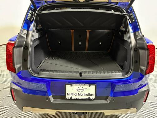 Blazing Blue Metallic 2026 MINI Countryman S