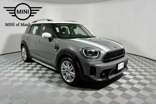 Moonwalk Gray Metallic 2023 MINI Countryman Cooper S