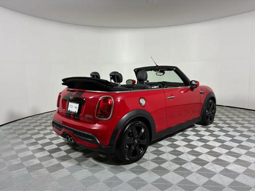 Chili Pepper Red 2024 MINI Convertible Cooper S