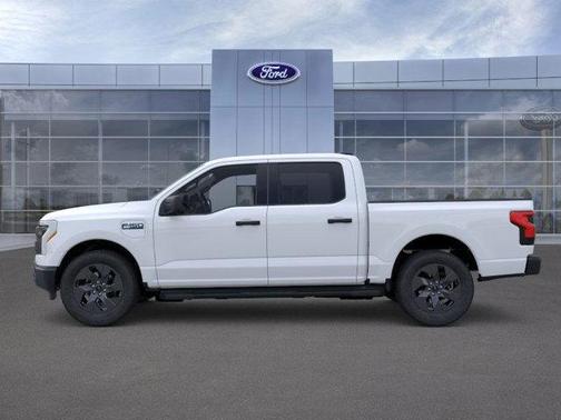 2025 Ford F-150 Lightning Pro