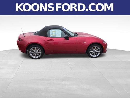 2016 Mazda MX-5 Miata Sport