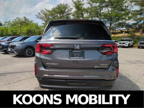 2025 Honda Odyssey Touring