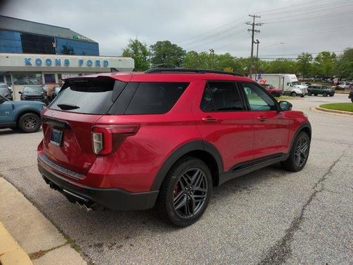 2023 Ford Explorer ST
